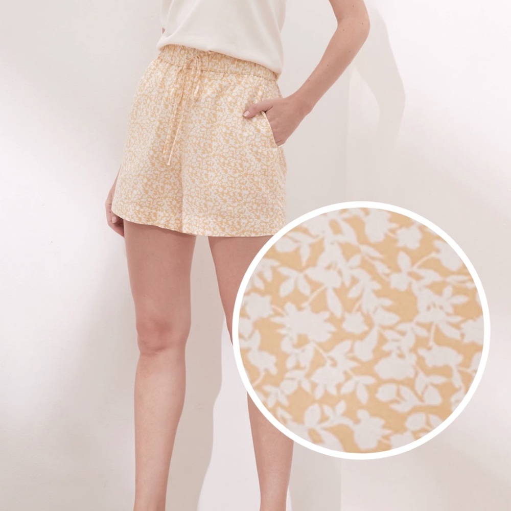 Banana Republic Floral Shorts XS